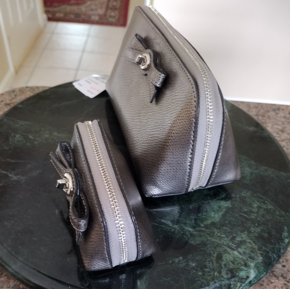 NWT Coach Cosmetic case / coin purse Bow 2 PC set - Picture 7 of 14